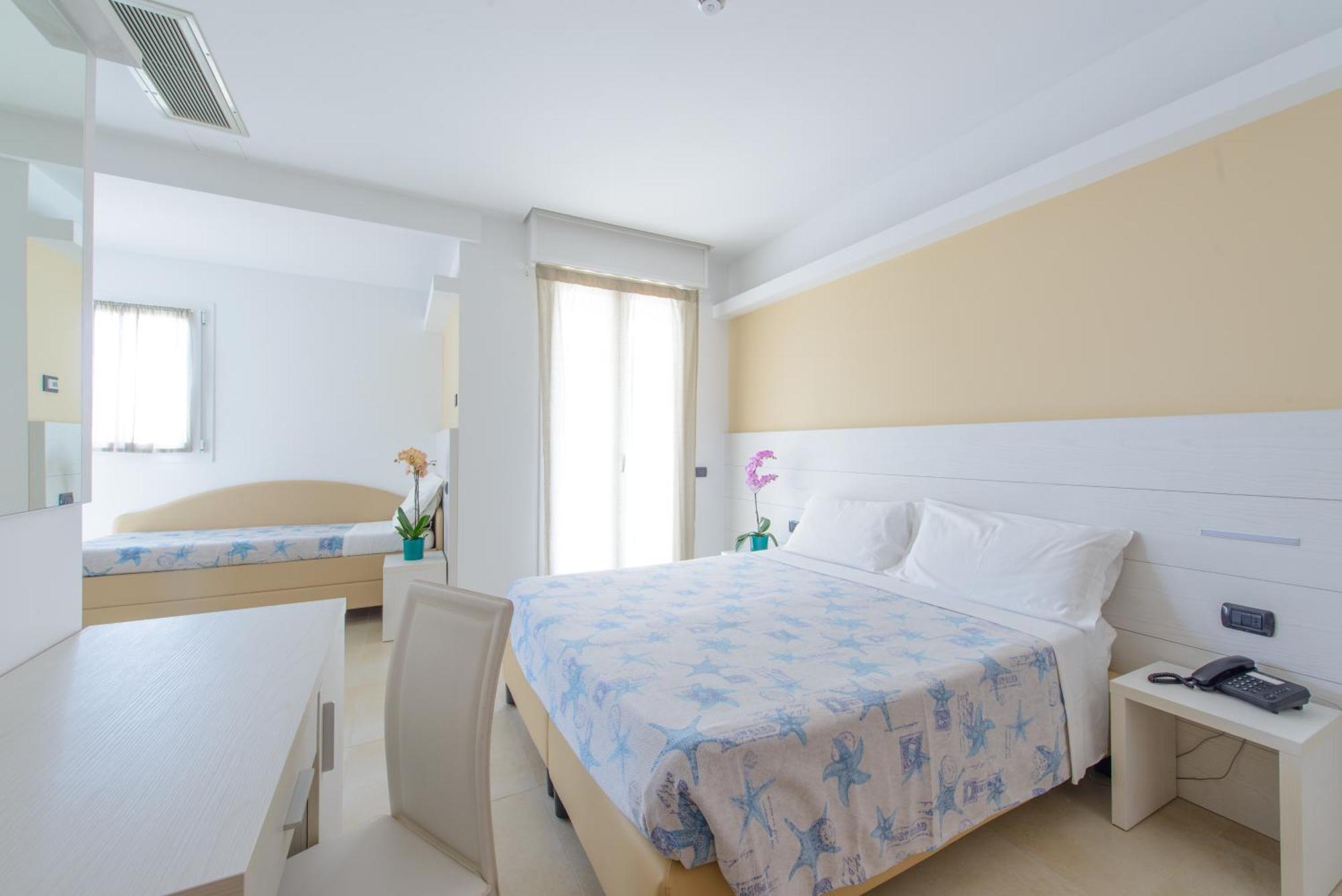 Hotel Sans Souci Rimini Esterno foto