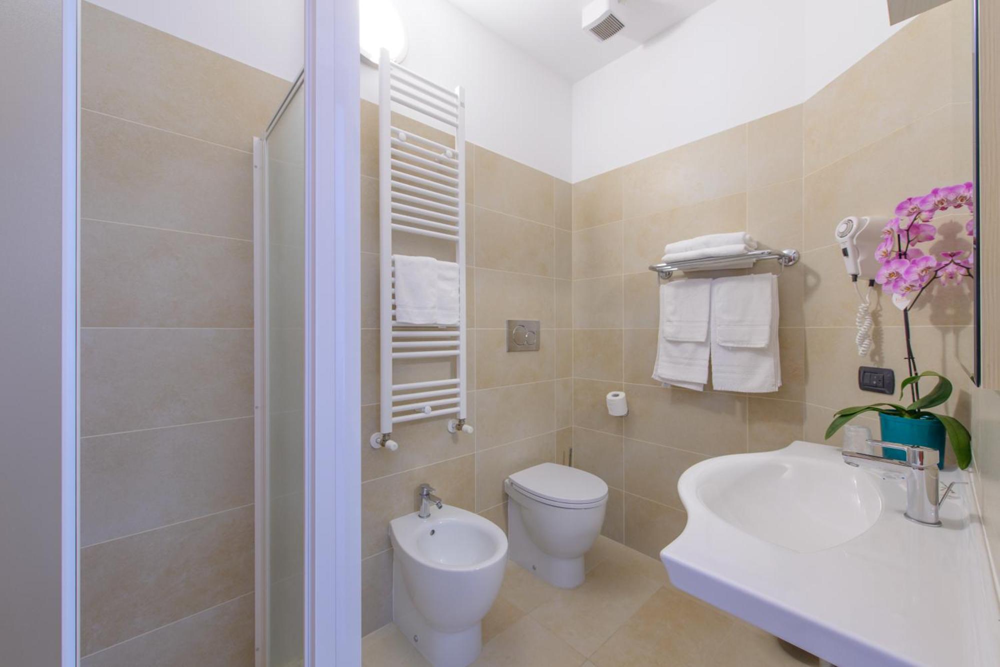 Hotel Sans Souci Rimini Esterno foto
